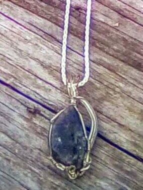 Vintage Silver-Tone Raw Stone Wire Wrapped Pendant Necklace Long 30" Boho